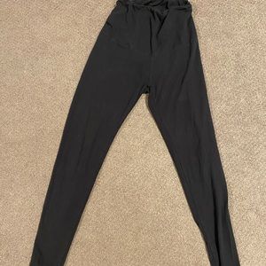Motherhood bounce back postpartum leggings